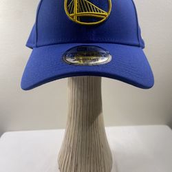 New Era Warriors 9FORTY Adjustable Hat – Official NBA Cap – Royal/Gold – Gently Used