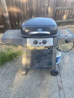 Propane Grill W/cover