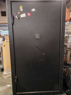 Large Gun Safe