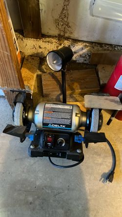 Delta Bench Grinder with Flex Lamp