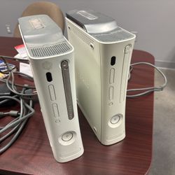 2 Xbox 360 Consoles For Parts Only