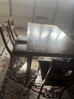 Kitchen table