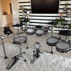 Simmons Sd1250 Electric Drum Set