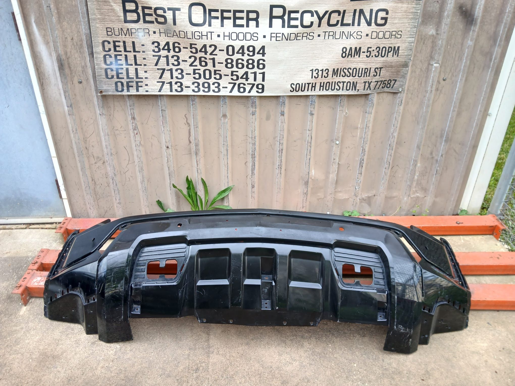 2021-2024 Chevrolet Tahoe Z71 Front Bumper Used Oem