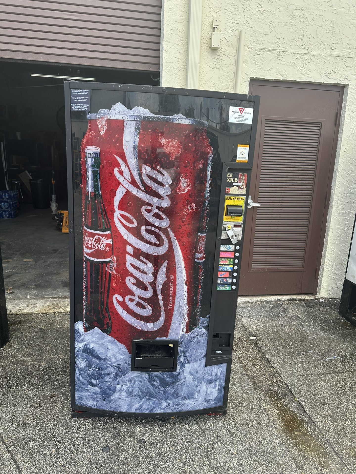 Dixie Narco Soda Vending Machine 