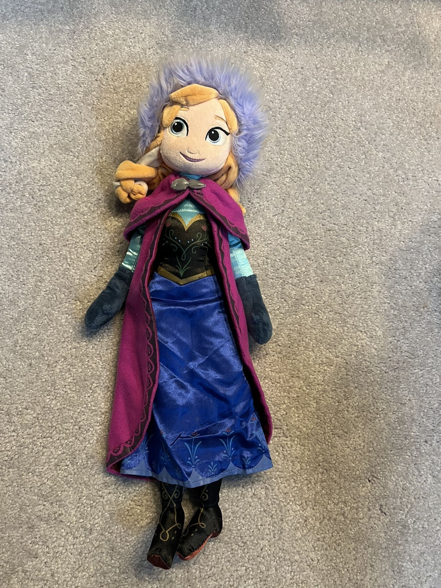 Disney Frozen Elsa Soft Doll and Matching Throw