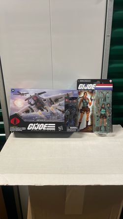 Gi joe/ classified/ cobra pilot & CLAW/ Lara Croft/ tomb raider/ Hasbro