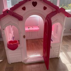 Kids Pink Playhouse