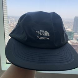 Supreme x North The Face Cap