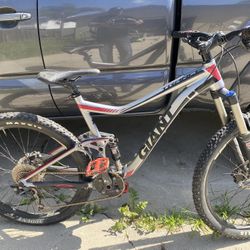 Giant Mountain Bike 27.5