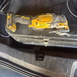 Dewalt Multi Tool 