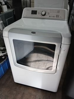 Maytag Bravos XL freestanding dryer - Free delivery