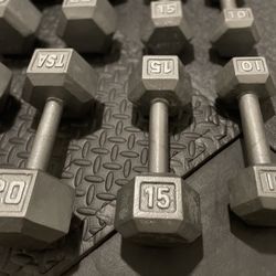 Set Of Cast Iron Hex Dumbbells From 10# To 45# Total Of 440 lbs Basically New