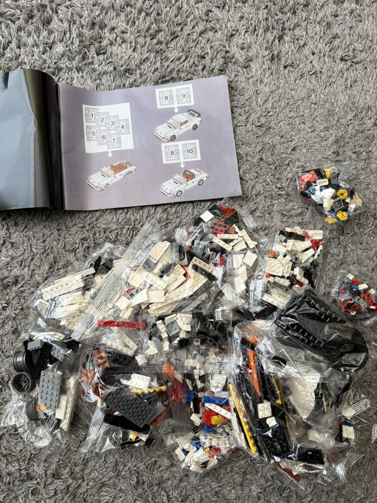 Porsche 911 lego set pieces and guide