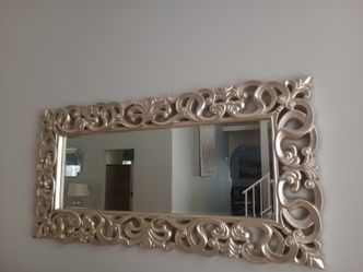 Accent mirror
