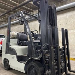 2019 NISSAN forklift for sale 7000 lb,3 stage, side shift, single double