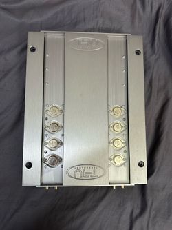 Tru Technology 4 Channel Amplifier