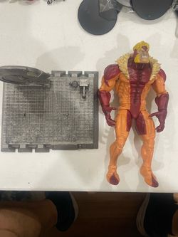 Diamond Select Sabertooth