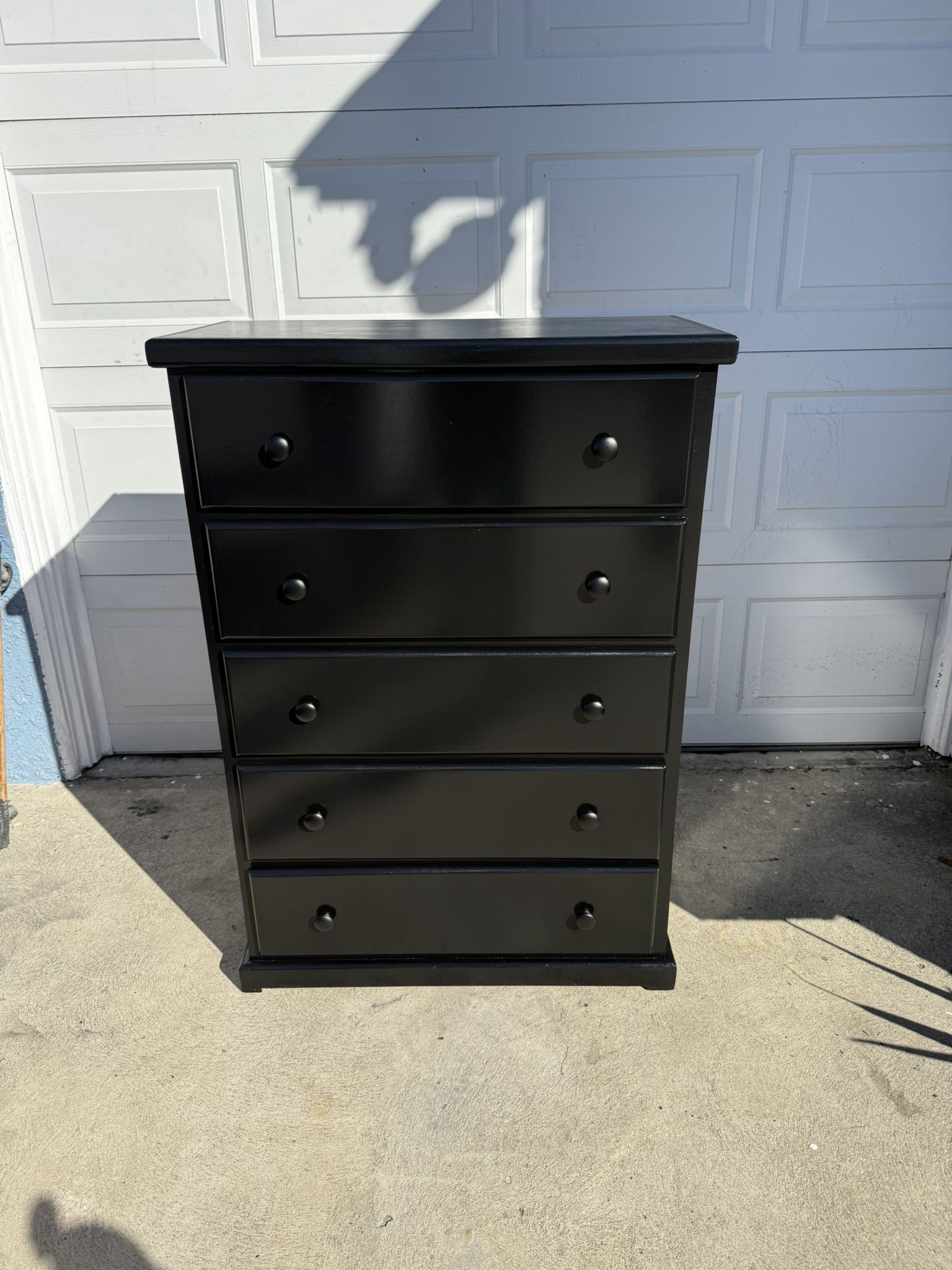 Modern Tall Wooden Dresser Chest 5 Drawers - Gloss Black Finish