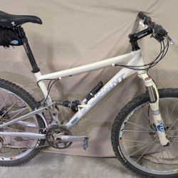 Giant Anthem 0 26" Mountain Bike