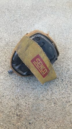 Look ! Senco Palm Nailer in Great Condition . Deal !