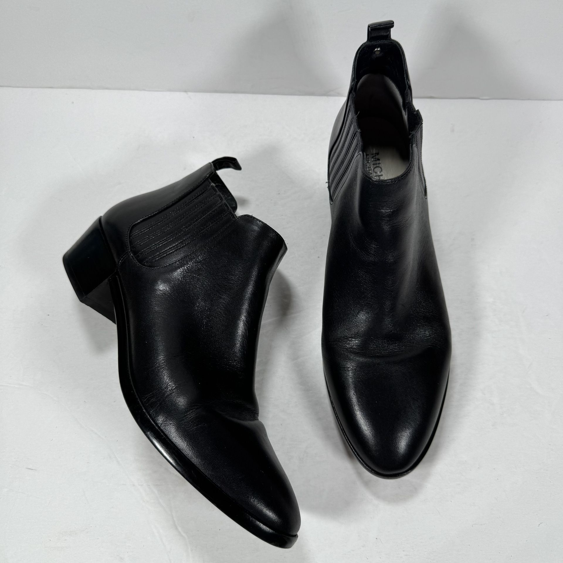 MICHAEL Michael Kors Black Leather Shaw Flat Heeled Ankle Booties Women 9M
