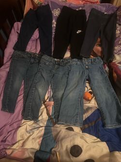 Pantalones niña T2 buen estado $10 por todos
