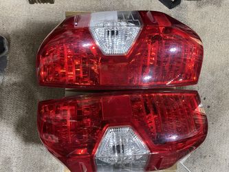 Toyota Tundra Taillights