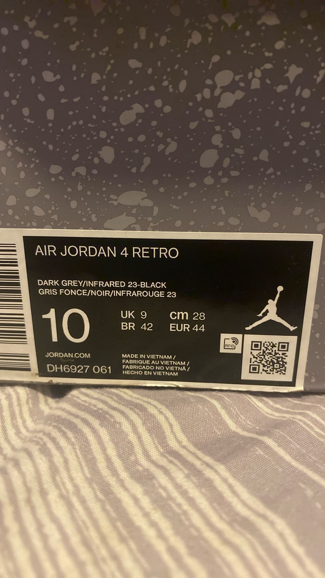 Jordan 4 Retro