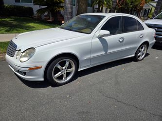 Mercedes E320