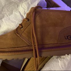 Brand New UGGS ! 