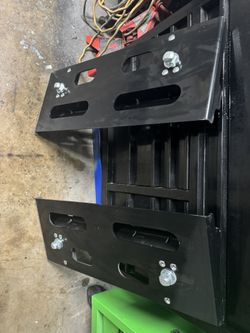Easy Life Fifth Wheel Goosneck Hitch 