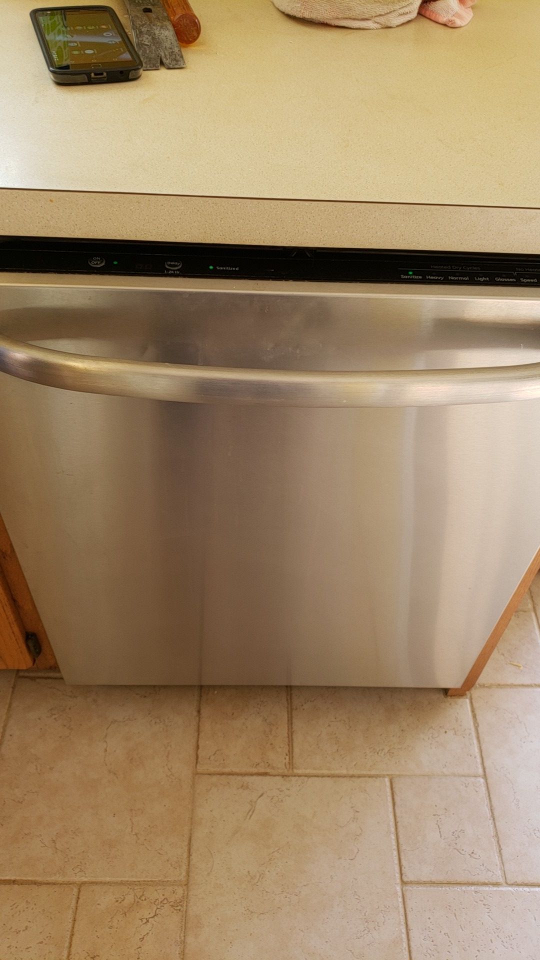 Stainless steel dishwasher model #GLDT696TSS-00