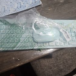 Brand New Wireless Keyboard And Mouse Set