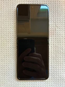 Motorola Razr Plus 2024, Unlocked, like new Condition