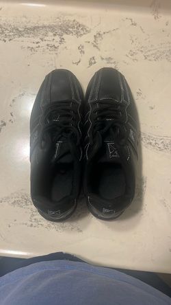 Strike force bowling shoes
