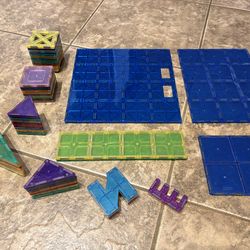 Magna-Tiles magnetic building tiles