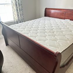 King Bed With Mattress