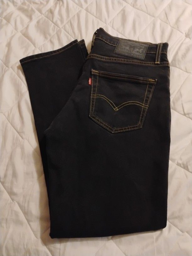 Levi's
