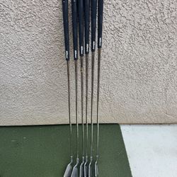 Dunlop Solutions Irons (4-9), 2 Wood And Putter - 8 Clubs