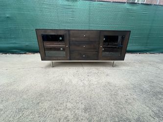 Room And Board Media Console Entertainment Center Tv Stand Cabinet Sideboard Credenza