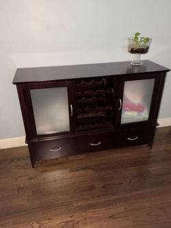 Wine cabinet with storage