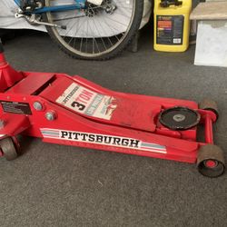 FLOOR JACK  LOW PROFILE 