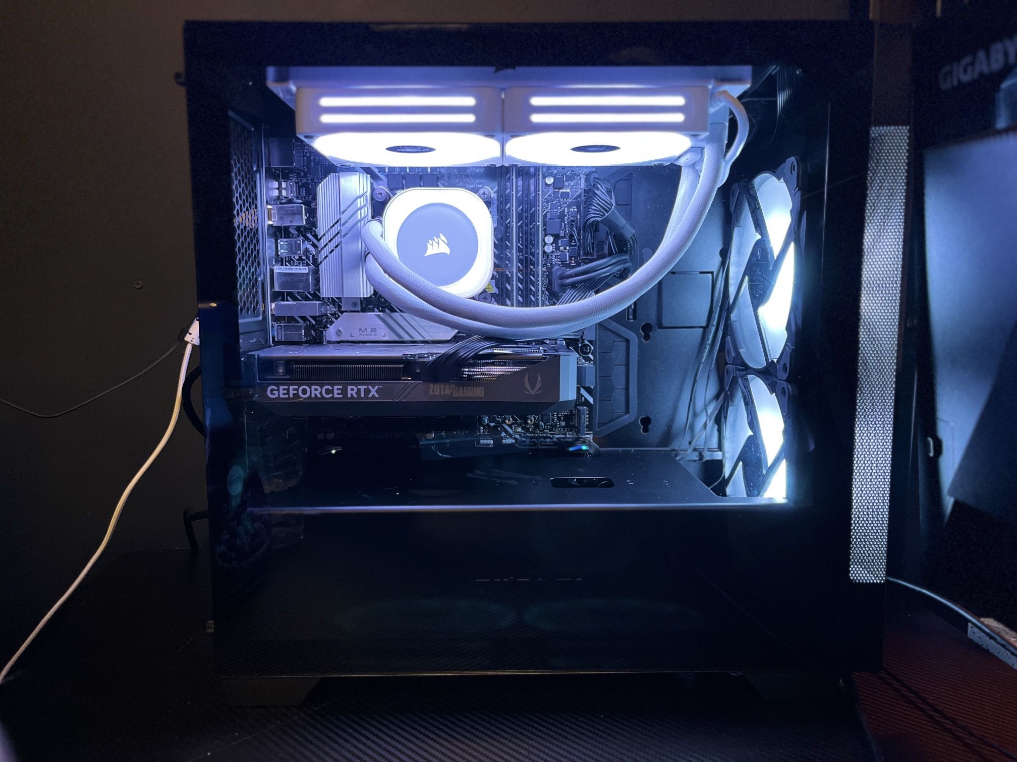 Rtx 5060 Ti 16gb, i5 12400f, 16gb Ram - Gaming Pc