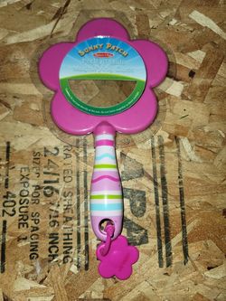 M&D Magnifying Glass