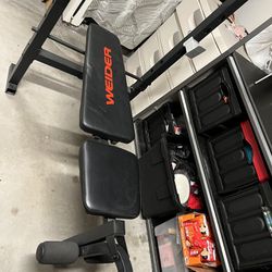 Weight bench with  leg Extension 