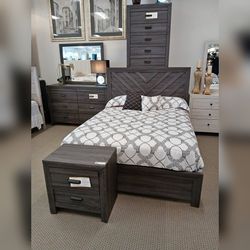4PC Bedroom set Dark gray farmhouse design