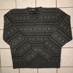 Vintage 90’s Polo Ralph Lauren Men's 100% Wool V-Neck Pullover Sweater