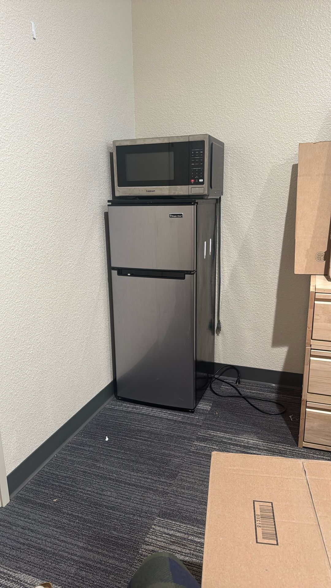 Magic Chef Mini Fridge Cuisinart Microwave
