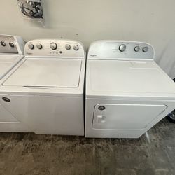Whirlpool Washer And Dryer Set